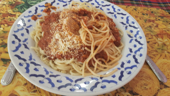 Buondi Italian Restaurant - การบริการอาหารและที่พัก