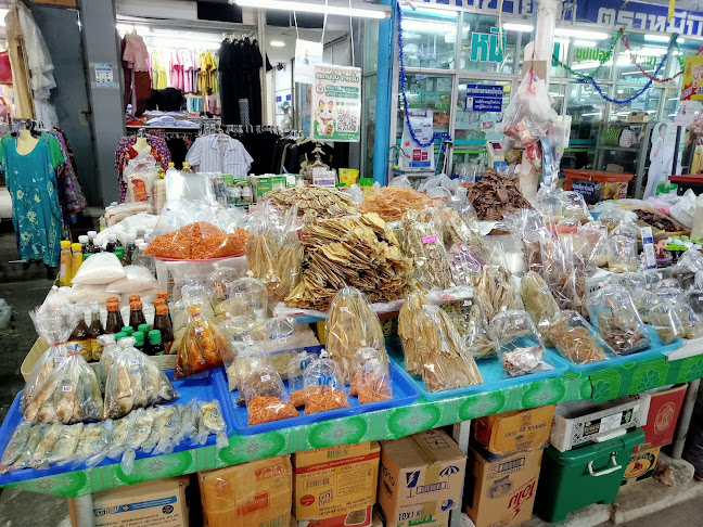 โอ๋เอ๋ อาหารทะเลแห้ง - การบริการอาหารและที่พัก