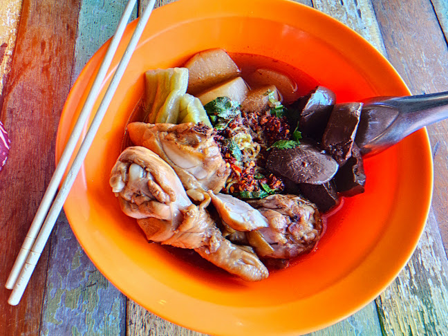 Skaก๋วยเตี๋ยวไก่ บุฟเฟต์ 79 บาท สาขานครปฐม