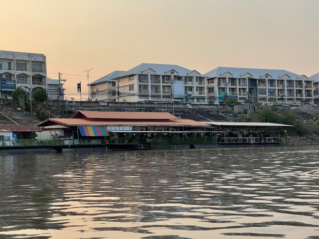 แพครูเอ็ม แพเจ้าพระยา - อำเภอเมืองนครสวรรค์