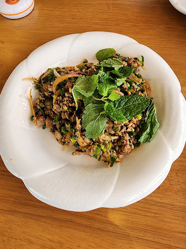 ตำ เต็ม โต๊ะ (สาขาเซ็นทรัลระยอง) - เมือง