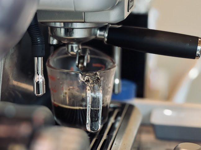 Amata Coffee อมตะ คอฟฟี่ 17 - การบริการอาหารและที่พัก