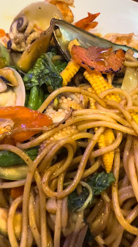 Food Market Kata - การบริการอาหารและที่พัก