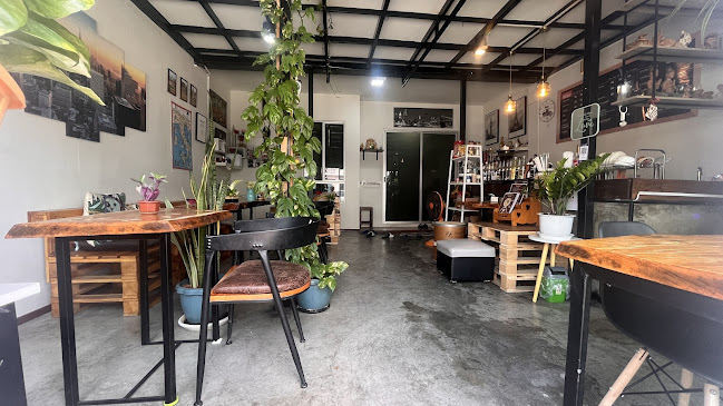 Opinii despre RANG SEAT CAFÉ în อำเภอธัญบุรี - การบริการอาหารและที่พัก