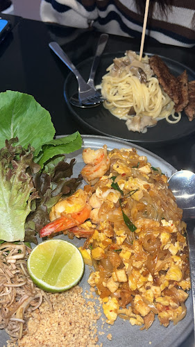 Comentarii opinii despre Roasty By Rai Ruen Rom (Asoke)