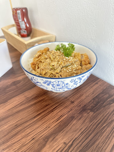 Comentarii opinii despre Mama Donburi&Ramen ตลาดดรีมแลนด์มาร์เก็ต