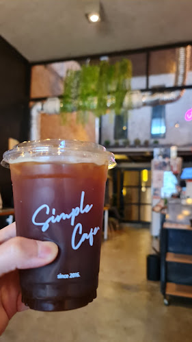 Simple cafe - การบริการอาหารและที่พัก
