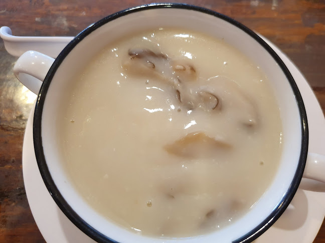 ร้านอาหารสโนว์ไวท์นครปฐม - อำเภอเมืองนครปฐม