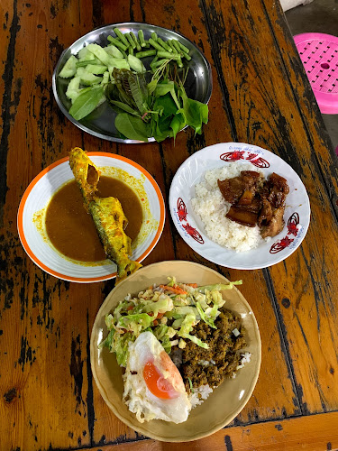 Comentarii opinii despre ข้าวแกงฟลอริด้า