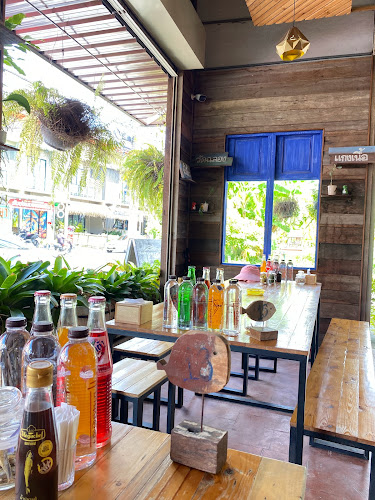 Comentarii opinii despre ร้านหนมจีนบ้านฉลอง