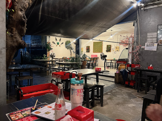 บ้านจิ้มจุ่ม @ภูเก็ต THAI HOTPOT - การบริการอาหารและที่พัก