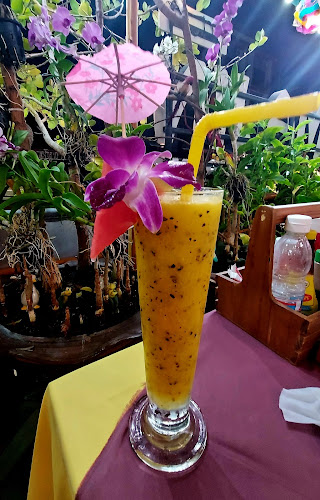 ออน เดอะ ร๊อค - อำเภอเมืองภูเก็ต