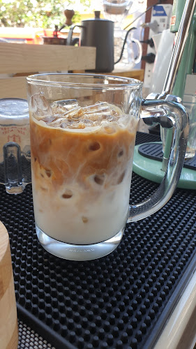 Bagus cafe & halal food - การบริการอาหารและที่พัก