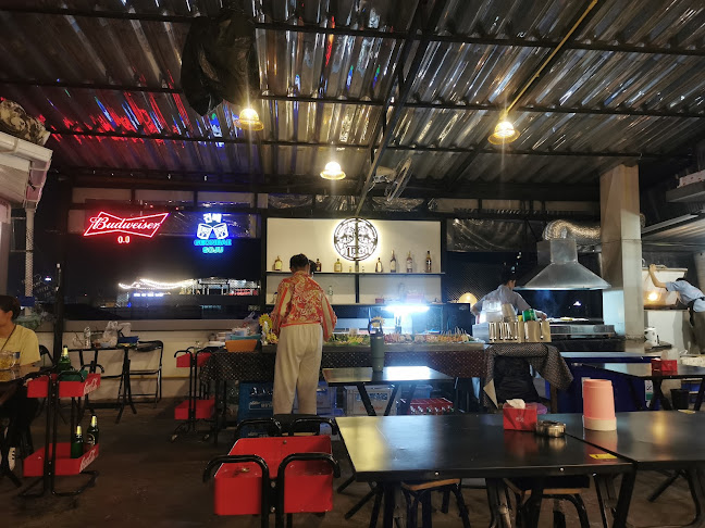 94 ถ. พังงา ตำบลตลาดใหญ่ อำเภอเมืองภูเก็ต ภูเก็ต 83000