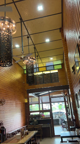 60/4 ถ.สุทัศน์ ต.ตลาดใหญ่, 60/3 ถ. สุทัศน์ ตำบลตลาดใหญ่ อำเภอเมืองภูเก็ต ภูเก็ต 83000