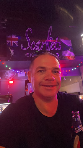 Scarlets Bar - อำเภอบางละมุง