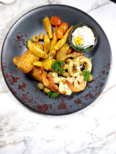 คี สกายเล้าท์ ลูฟท๊อป