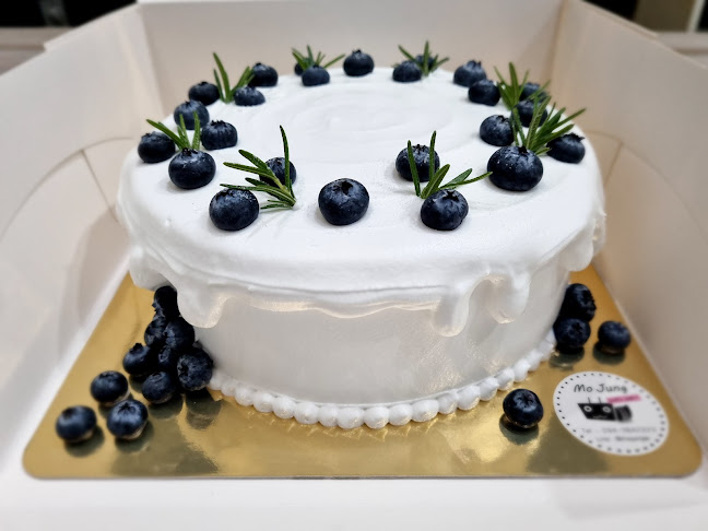 A • ANT BAKE - เมือง