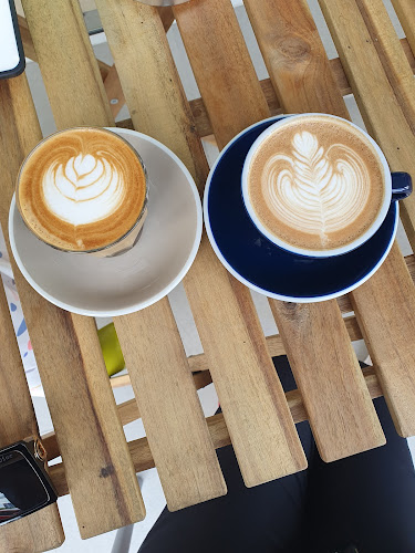 RestDay Coffee Bar & Bake House - อำเภอเมืองภูเก็ต