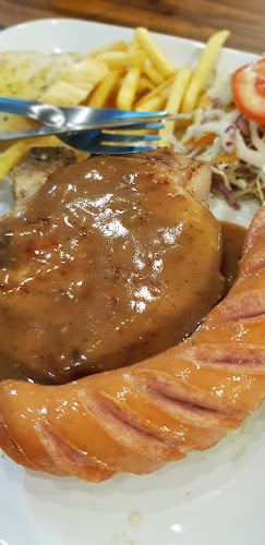 The Best Beef - การบริการอาหารและที่พัก