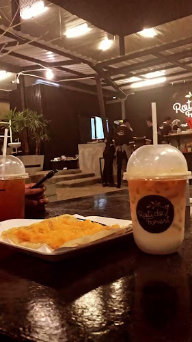 Roti De Forest Hatyai - โรตี ดิฟอเรส หาดใหญ่ - การบริการอาหารและที่พัก