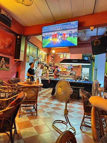 New Stars Restaurant & Bar - อำเภอบางละมุง