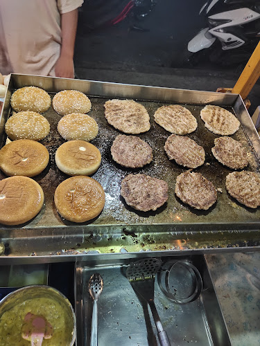 Opinii despre Aomam&Kan_burger în อำเภอลำลูกกา - การบริการอาหารและที่พัก