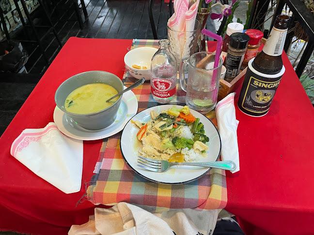 3 ซอยสำนัก ตำบล บ่อผุด อำเภอเกาะสมุย สุราษฎร์ธานี 84320