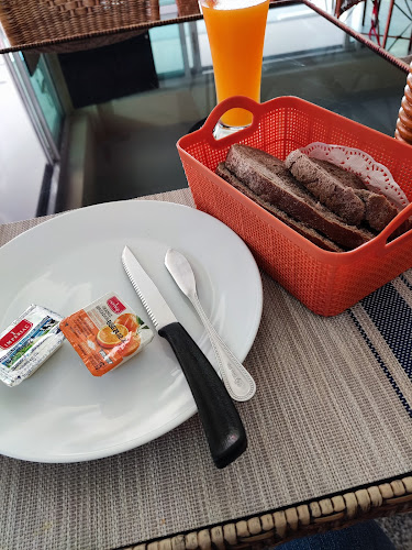 Opinii despre Grottino gourmet bakery în อำเภอบางละมุง - การบริการอาหารและที่พัก