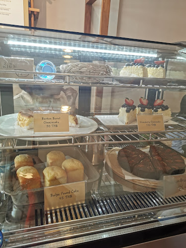 Comentarii opinii despre ญ่าคาเฟ่ • Coffee & Desserts •