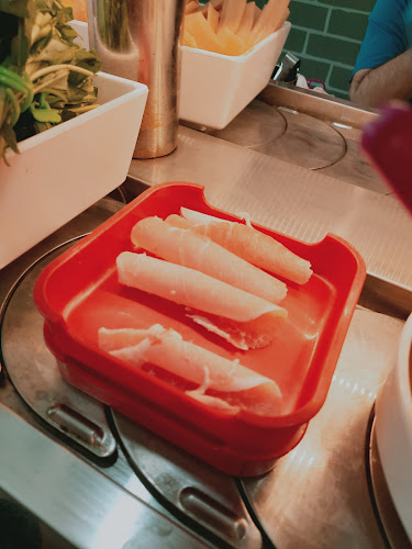 อาเหวยชาบูหม่าล่าสายพาน บุฟเฟ่ต์ - อุบลราชธานี - เมือง