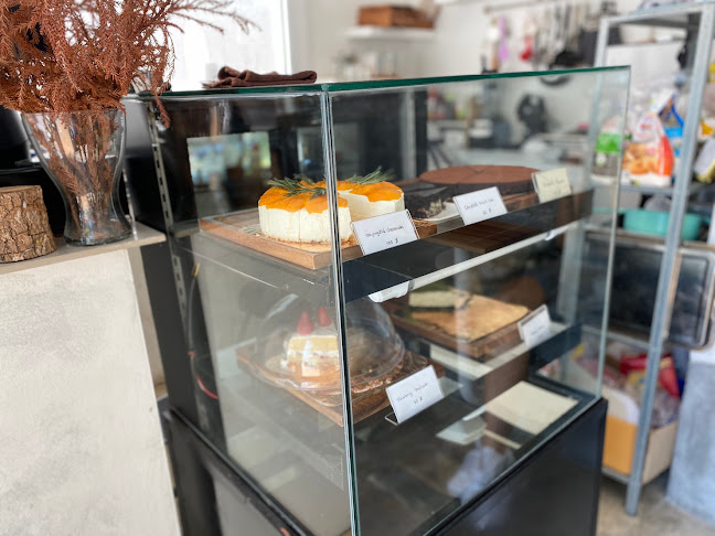 koji cafe&dessert - การบริการอาหารและที่พัก