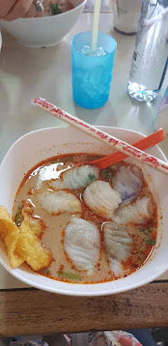 ก๋วยเตี๋ยวปากหม้อเรนโบว์@พิษณุโลก - การบริการอาหารและที่พัก