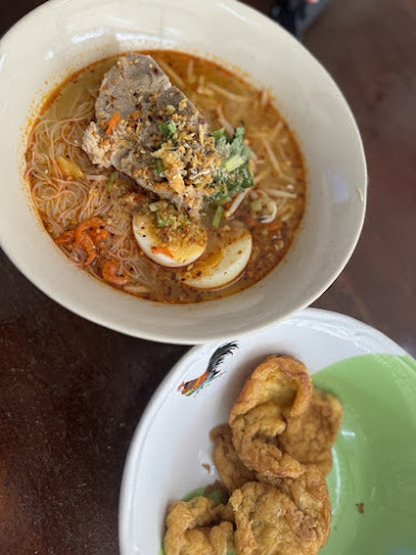 กาแฟสด&ก๋วยเตี๋ยวต้มยำไข่มะตูม