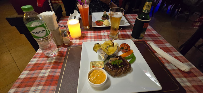 Buffalo steak house - การบริการอาหารและที่พัก