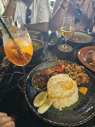 Comentarii opinii despre Beer Hubb (Pattaya Beach Road)