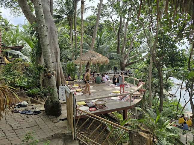 เสื่อผืน หมอนใบ - Muang