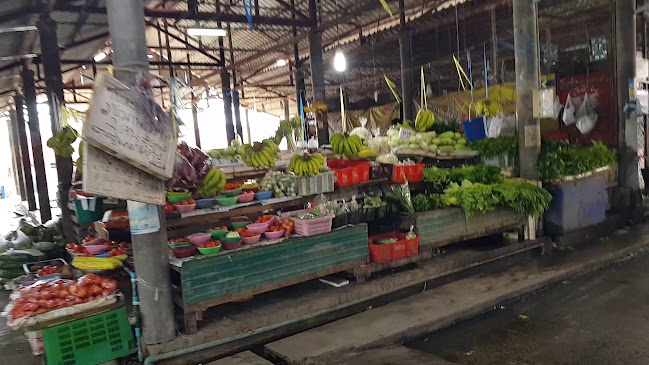 Opinii despre Laem Din Market ตลาดแหลมดิน în อำเภอเกาะสมุย - การบริการอาหารและที่พัก
