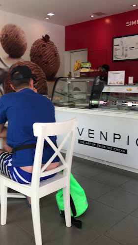 เมอเวนพิค ไอศกรีม สาขา อมตะ ป่าตอง - การบริการอาหารและที่พัก