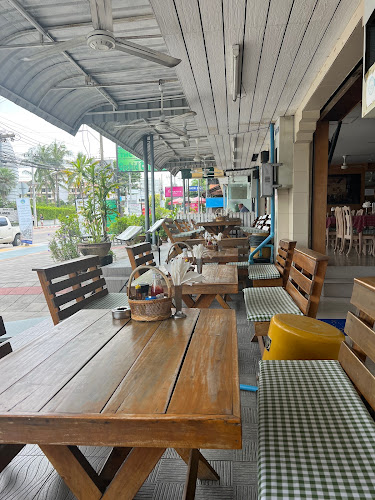 German Piccolo - อำเภอบางละมุง