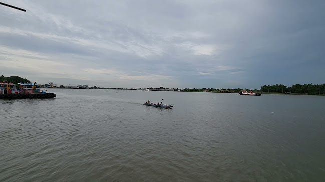 ล้านวิวชาบูริมน้ำ - เมือง