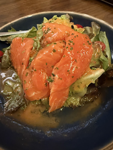 Five Crossing - การบริการอาหารและที่พัก