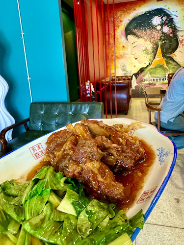 Opinii despre บำรุงเธอ Eatery and Coffee în เมือง - การบริการอาหารและที่พัก