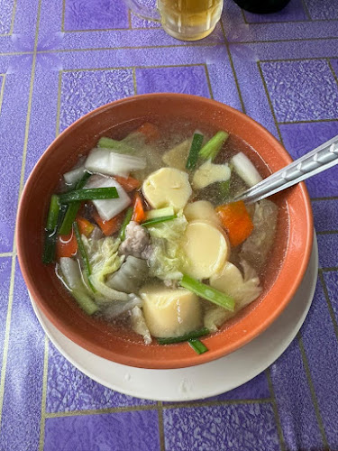 Mama Daeng - การบริการอาหารและที่พัก