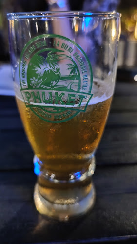 River Wine Restaurant&Karaoke - อำเภอปากเกร็ด