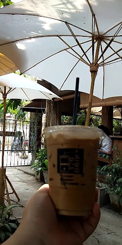 379 Drip กาแฟเรียบง่ายใต้ถุนบ้านเลขที่ 379 - การบริการอาหารและที่พัก