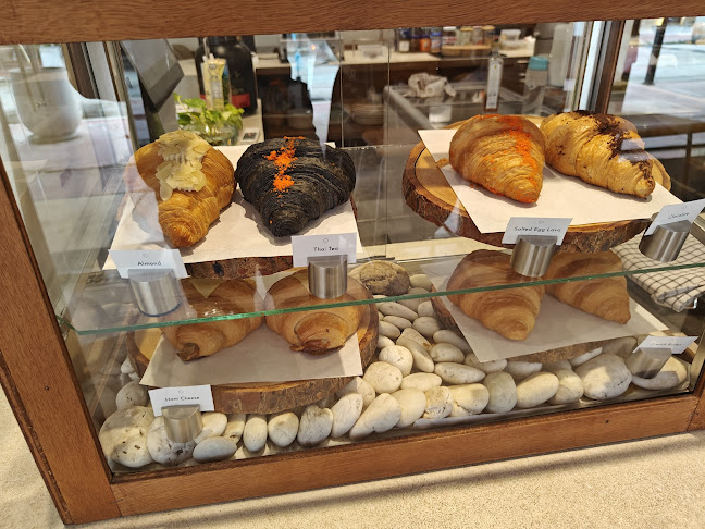 ถนน กะตะ ตำบล กะรน อำเภอเมืองภูเก็ต ภูเก็ต 83100