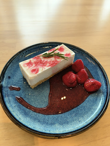 Opinii despre Grand view cafe' în อำเภอถลาง - การบริการอาหารและที่พัก