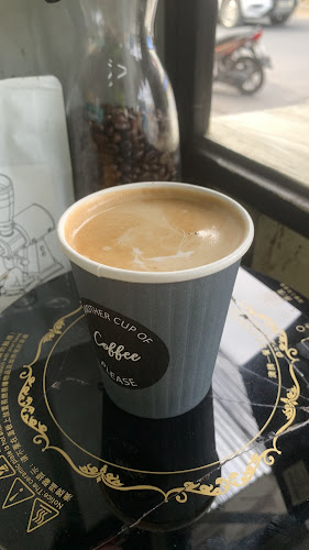 Chamaikamala - การบริการอาหารและที่พัก