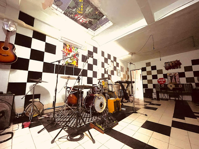 Khetto Childz - เมือง